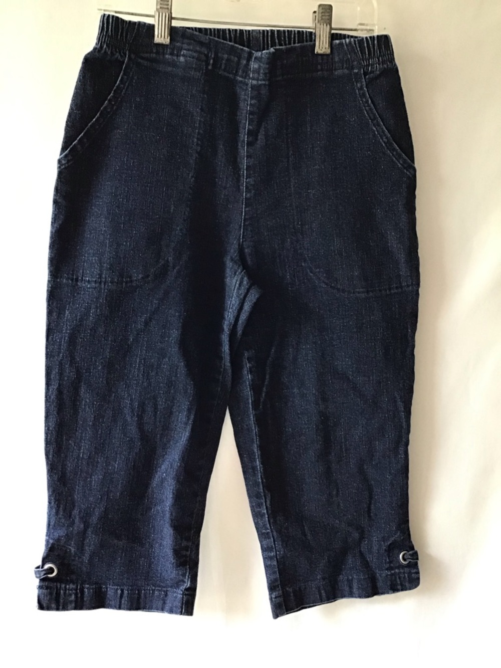 Croft& Barrow Dark Blue Denim Capris